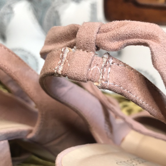 Lace-Up Nude Heels - Picture 4 of 9